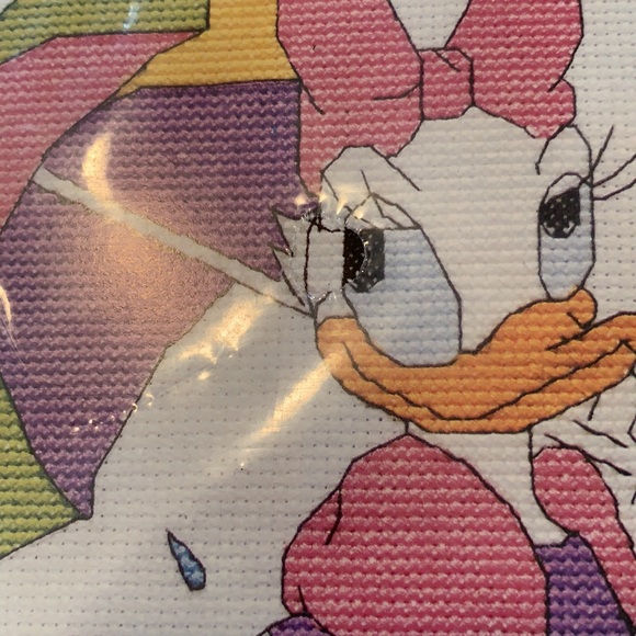 DAISY DUCK 14C AIDA CROSS STITCH 10 1/4 x7 NEW - Picture 2 of 5